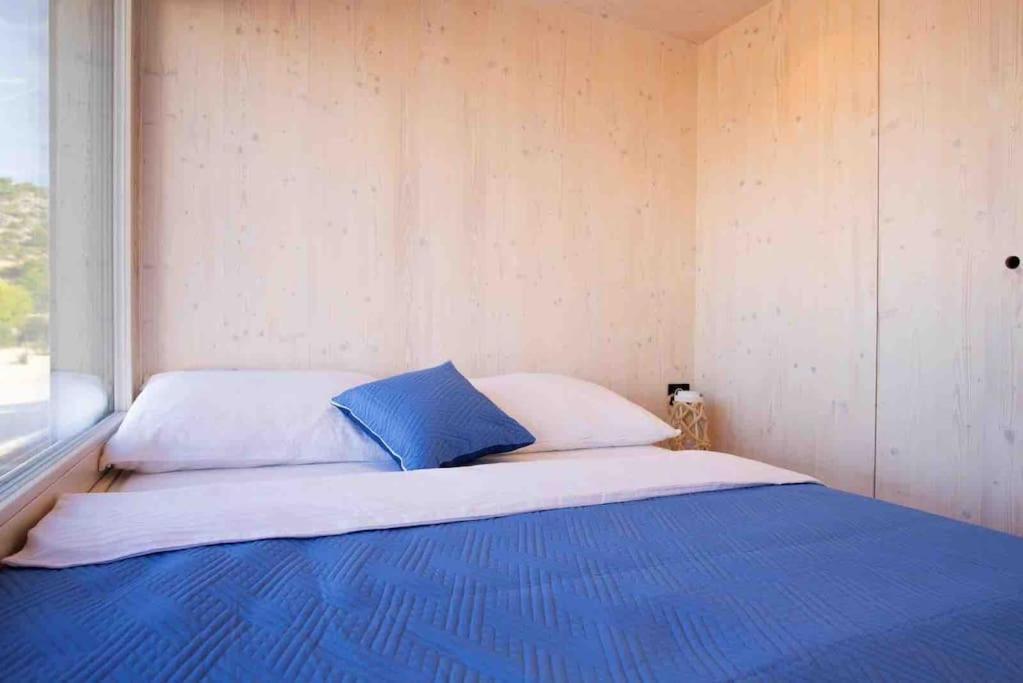 Holiday home Tiny House 11 Buqez, Sea & Sunset View, Terrace